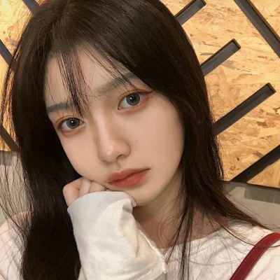 长头发美女头像图片 漂亮的微信头像图片