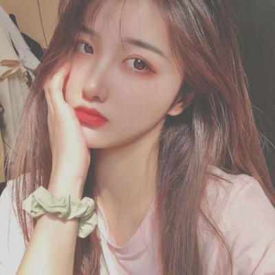 长头发美女头像图片 漂亮的微信头像图片