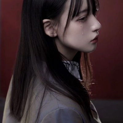 侧颜漂亮的女生头像高冷