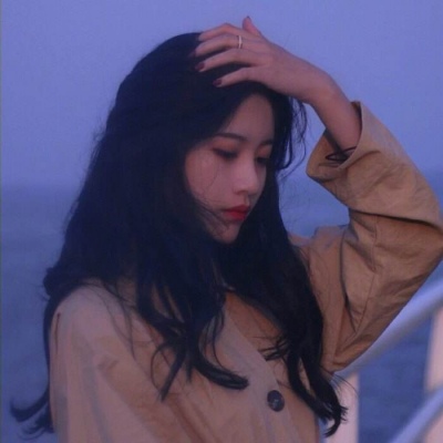 2020最火头像图片 高冷复古女生头像图片