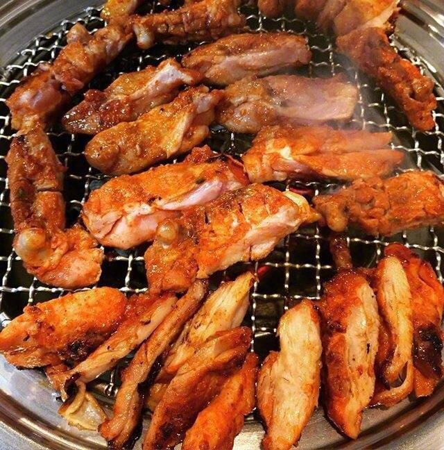 韩国烤肉美食诱惑最适合我的运动是吃东西