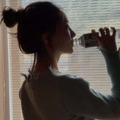 干干净净的小清新女生头像图片