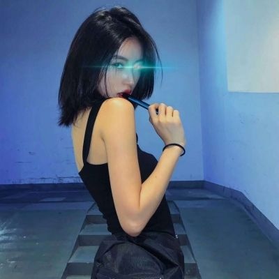 好看的意境女生头像图片