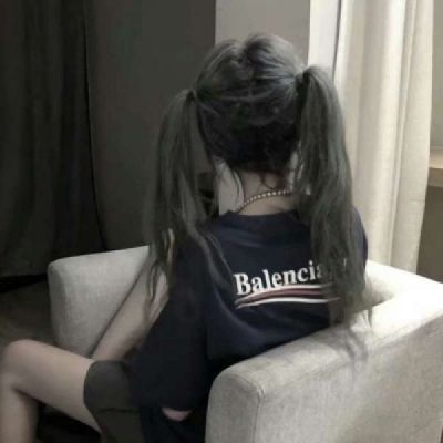 好看的意境女生头像图片