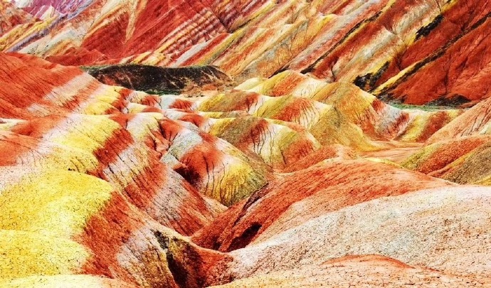 甘肃张掖彩虹山大自然风景图片