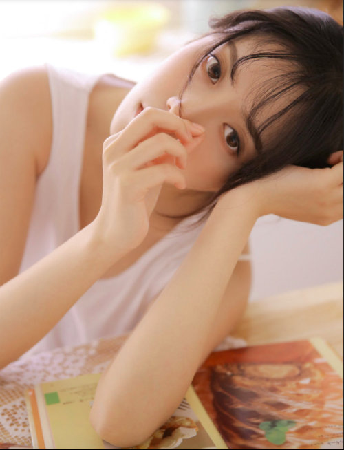 居家服美女性感诱人图片