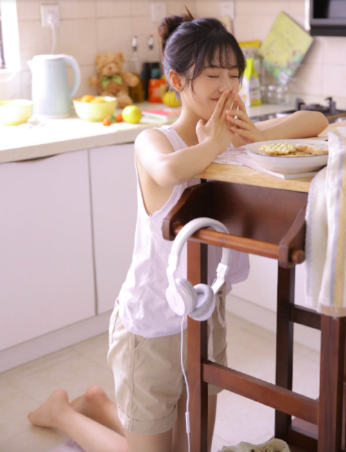 居家服美女性感诱人图片
