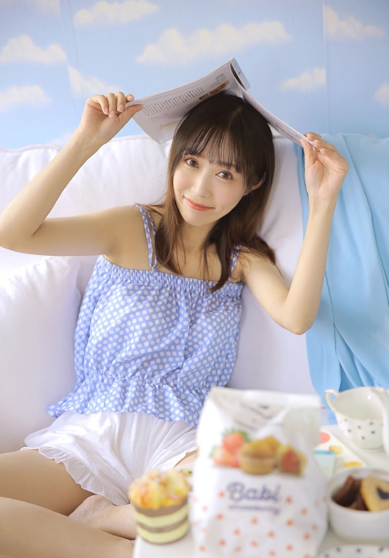 清秀可人气质干净女生图片