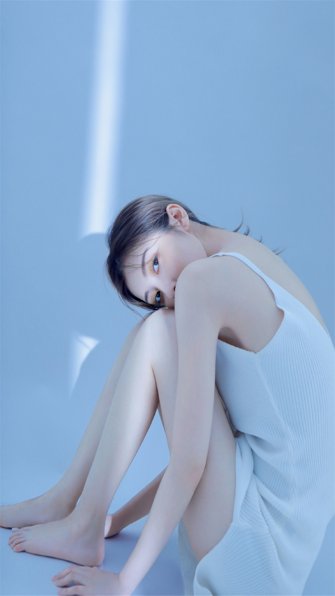 性感美女白皙皮肤高清手机壁纸