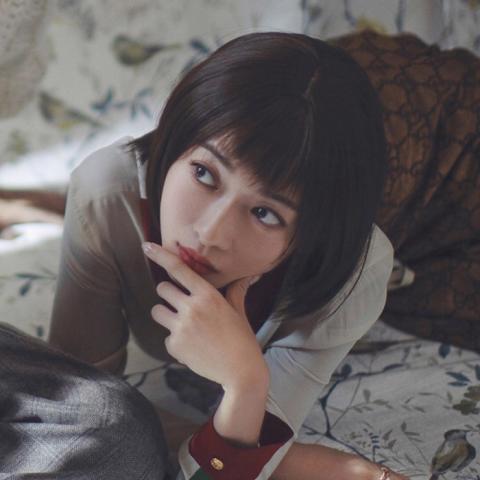 低调情侣头像一男一女 不像情侣头像