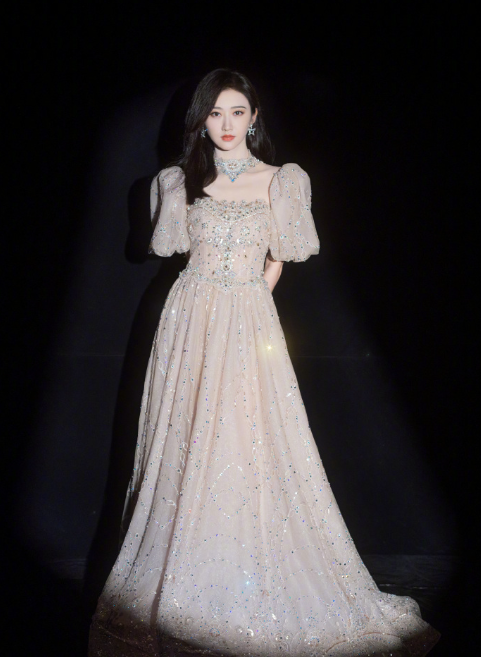 西安美女明星景甜礼服唯美图片