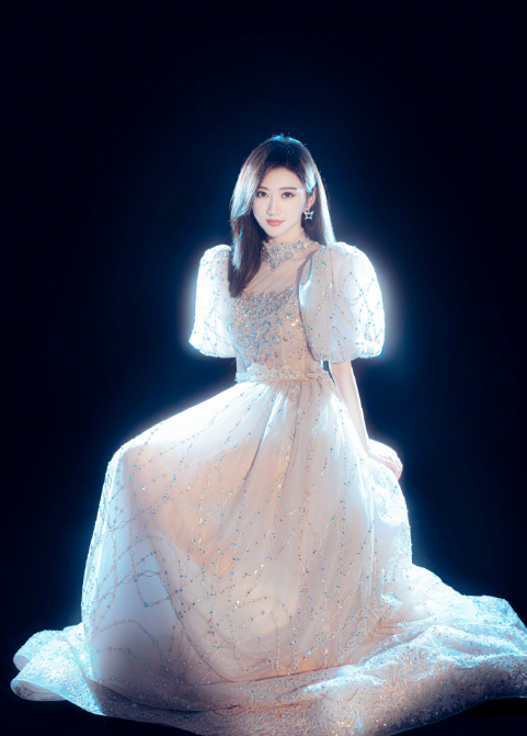 西安美女明星景甜礼服唯美图片