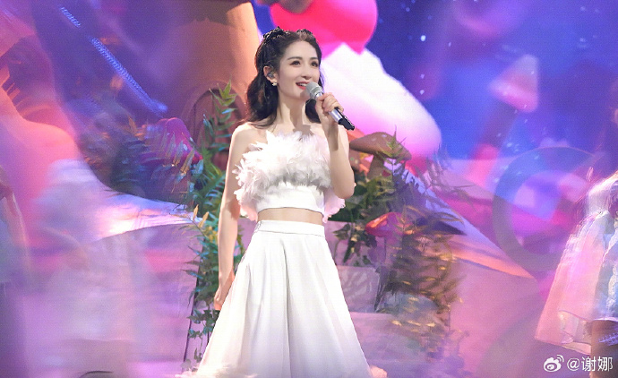 四川美女图片高清主持人谢娜你好星期六图片
