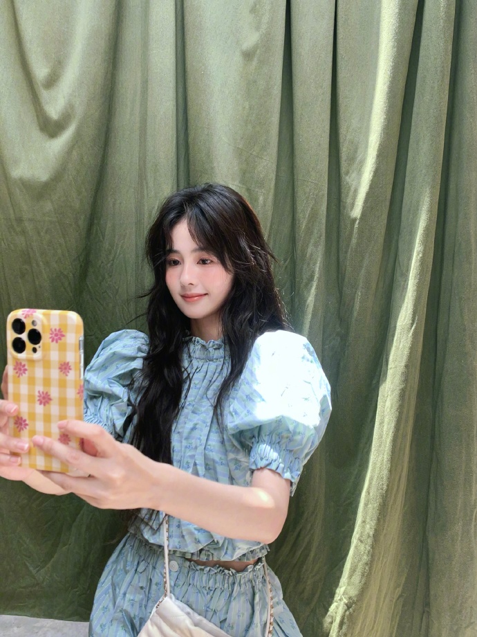 处女座美女图片高清白鹿森系图片