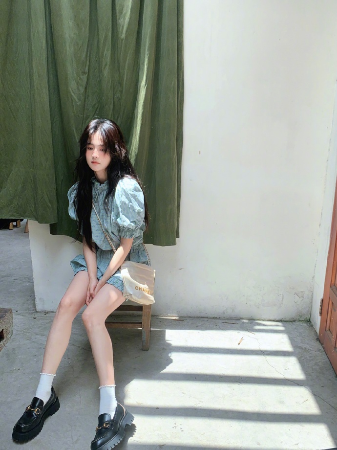 处女座美女图片高清白鹿森系图片
